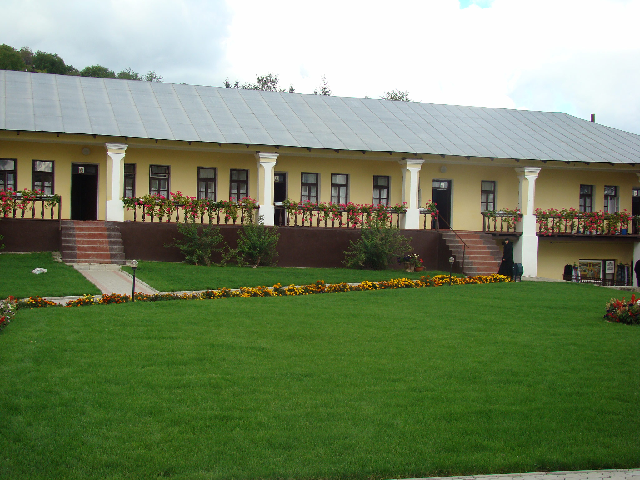 Mănăstirea Hîncu (Монастырь Хынку)